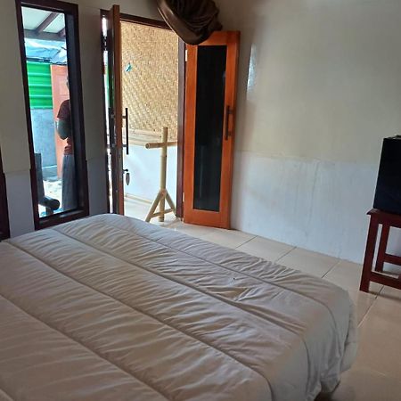 Black Sweet Bungalow Gili Air Bagian luar foto